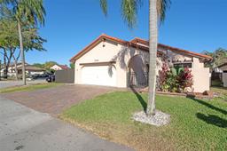 Picture of 17353 NW 62Nd Pl, Hialeah, FL 33015