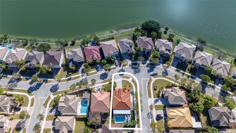 Picture of 22202 SW 87Th Pl, Cutler Bay FL 33190