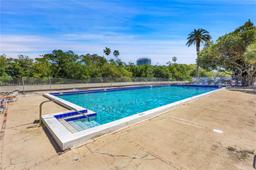 Picture of 7441 Wayne Ave # 11F, Miami Beach, FL 33141