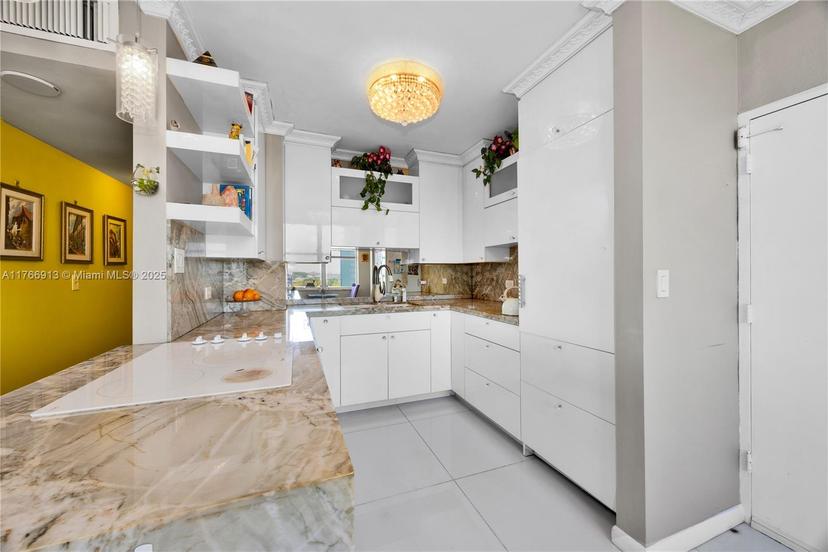 Picture of 7441 Wayne Ave # 11F, Miami Beach FL 33141