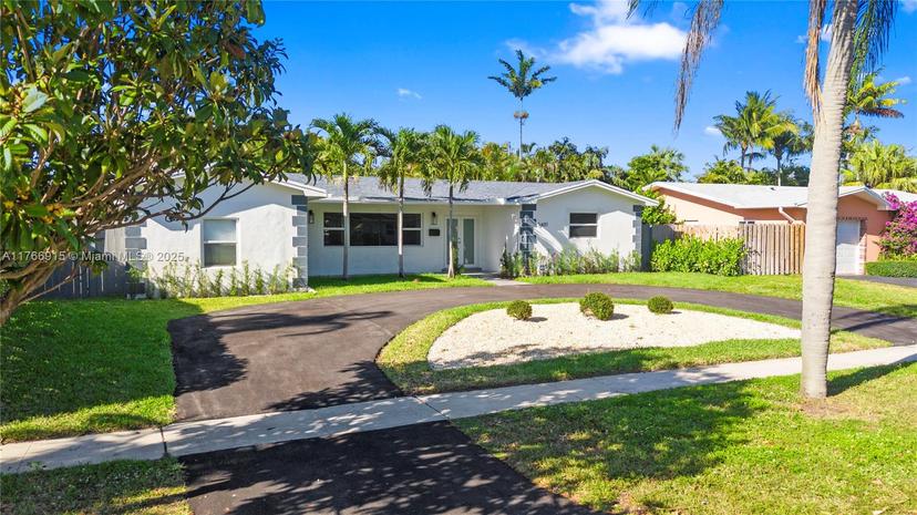 Picture of 5401 Fillmore St, Hollywood FL 33021