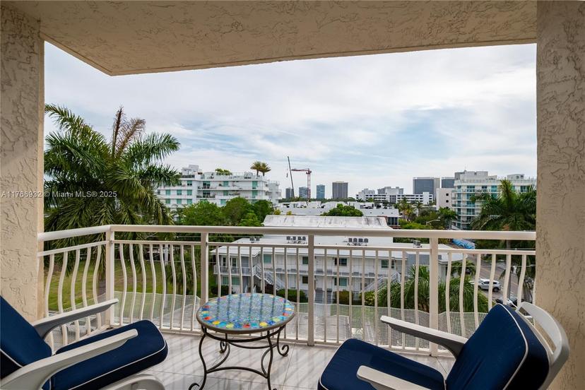 Picture of 10140 W Bay Harbor Dr # 502B, Bay Harbor Islands FL 33154