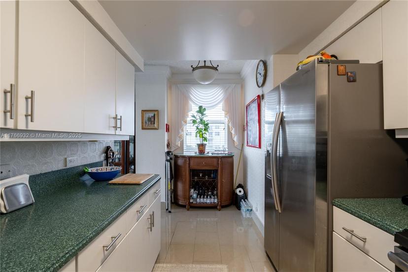 Picture of 10140 W Bay Harbor Dr # 502B, Bay Harbor Islands FL 33154