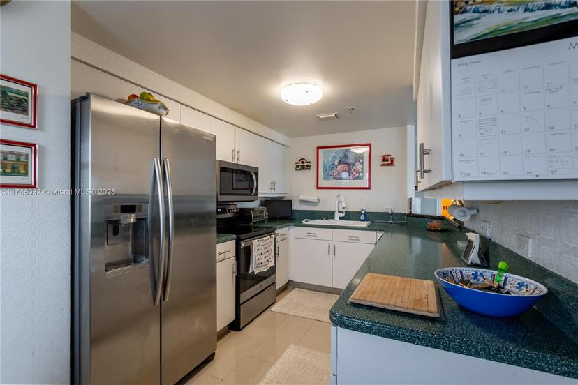 Picture of 10140 W Bay Harbor Dr # 502B, Bay Harbor Islands FL 33154