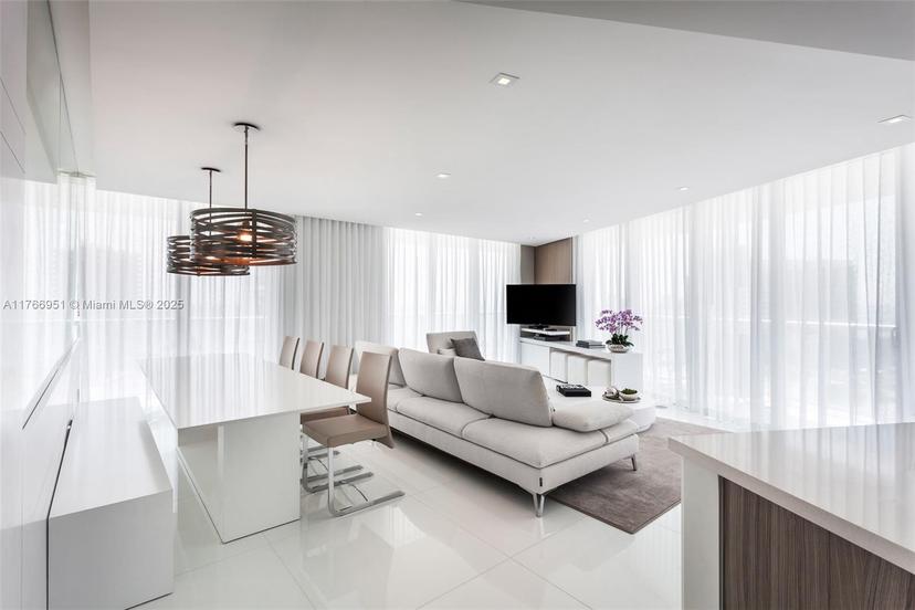Picture of 6700 Indian Creek Dr # 1402, Miami Beach FL 33141