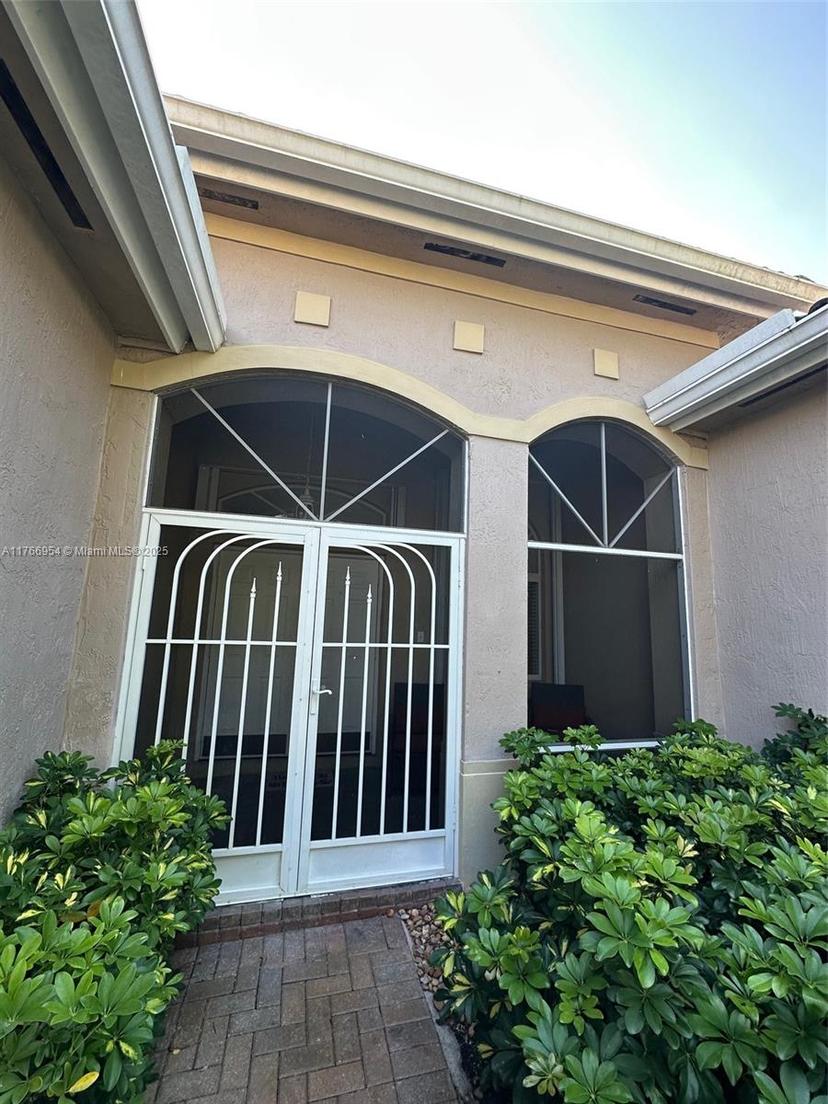 Picture of 2225 SE 20 Avenue, Homestead FL 33035