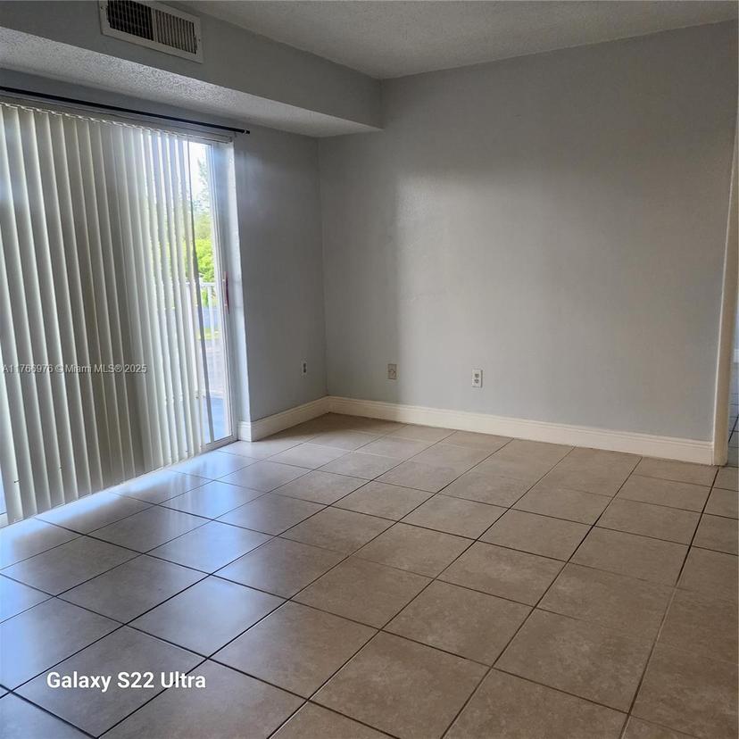 Picture of 8200 SW 210Th St # 111, Cutler Bay FL 33189