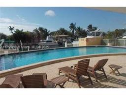 Picture of 2020 NE 135Th St # 901, North Miami, FL 33181
