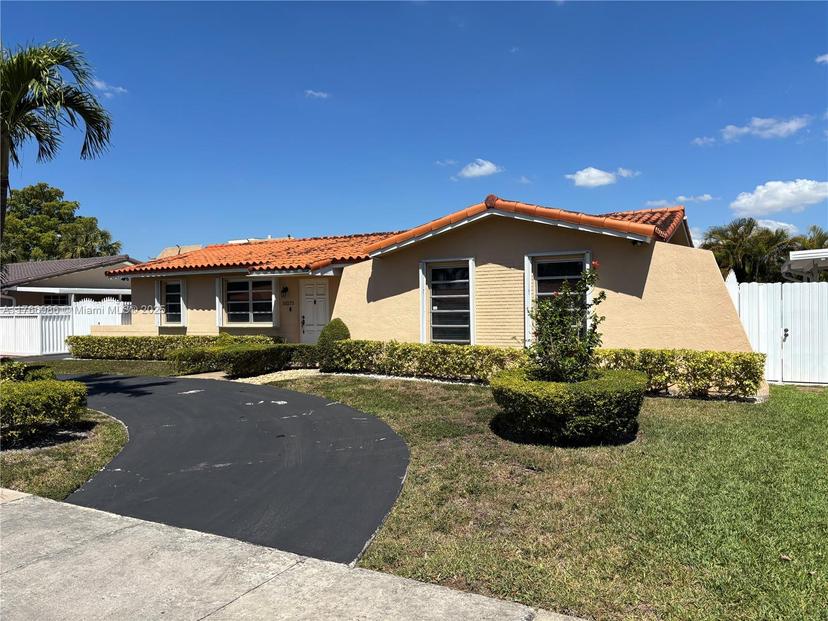 Picture of 10275 SW 26Th Ter, Miami FL 33165