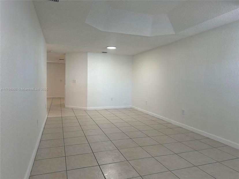 Picture of 5100 NW 116Th Ct # 0, Doral FL 33178