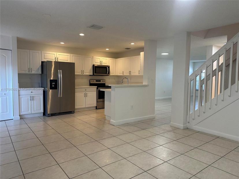 Picture of 5100 NW 116Th Ct # 0, Doral FL 33178