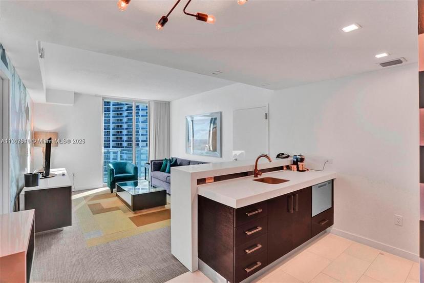 Picture of 17315 Collins Ave # 2007, Sunny Isles Beach FL 33160