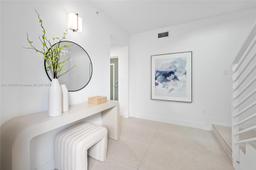 Picture of 721 SW 11Th St # D, Miami, FL 33129