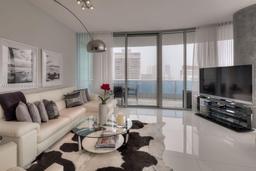 Picture of 200 Biscayne Blvd Way # 4402, Miami, FL 33131