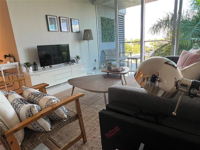 Picture of 6305 Indian Creek Dr # 4E, Miami Beach FL 33141