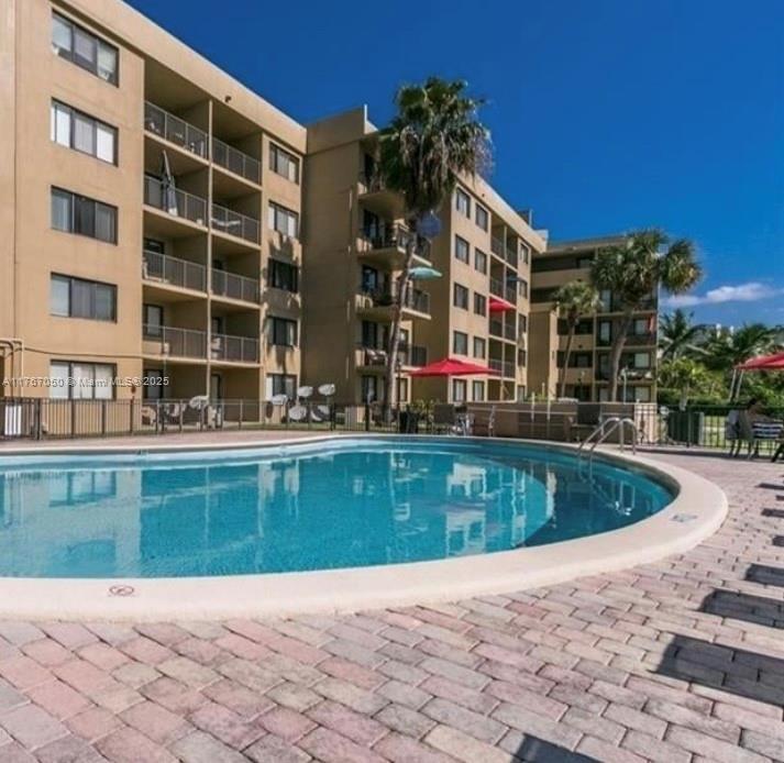 Picture of 301 Golden Isles Dr # 203, Hallandale Beach FL 33009