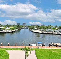 Picture of 301 Golden Isles Dr # 203, Hallandale Beach, FL 33009