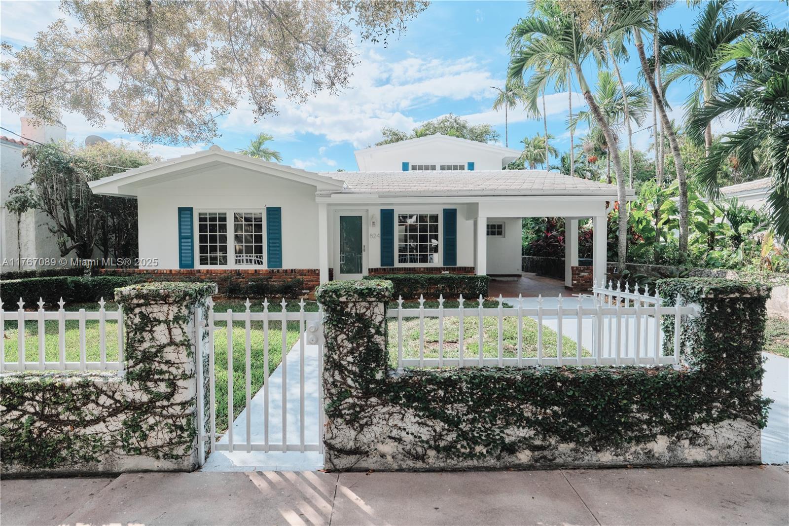 Picture of 824 Alberca St, Coral Gables, FL 33134