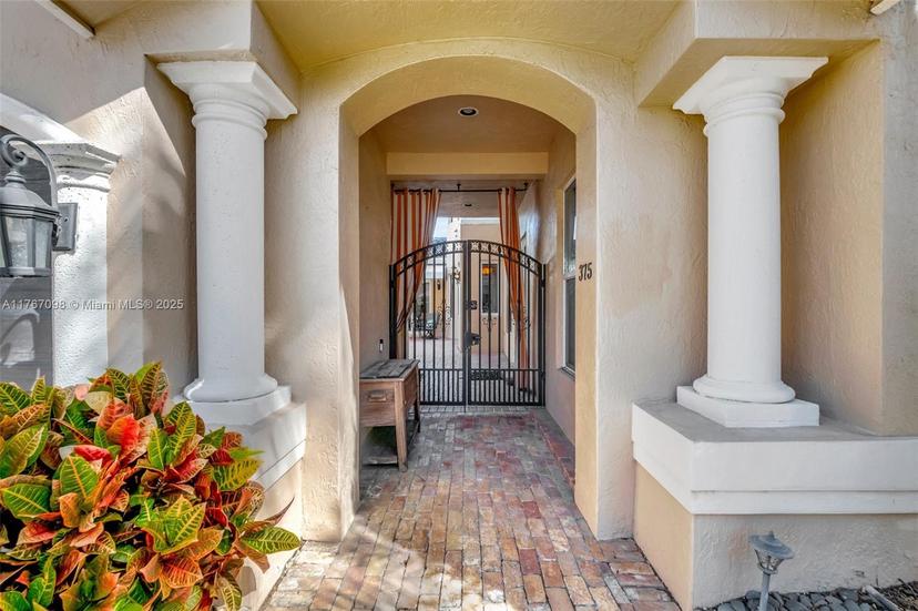 Picture of 375 SW 16Th St, Boca Raton FL 33432
