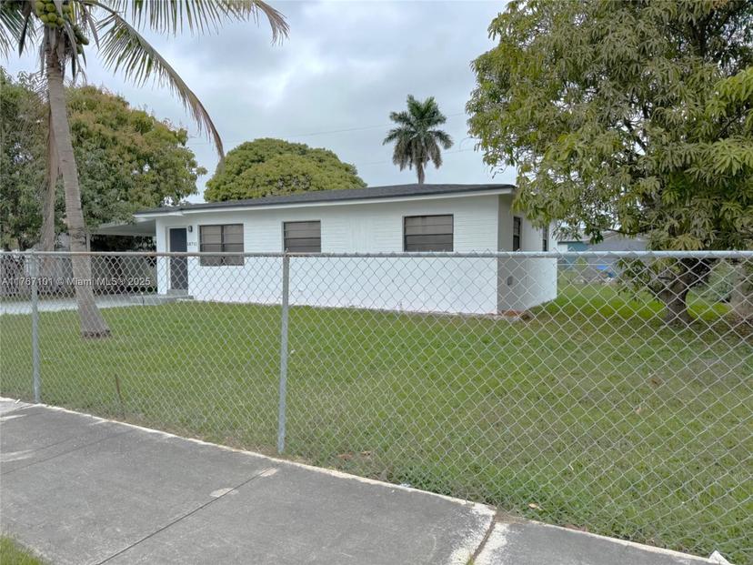 Picture of 18711 SW 316Th Ter, Homestead FL 33030