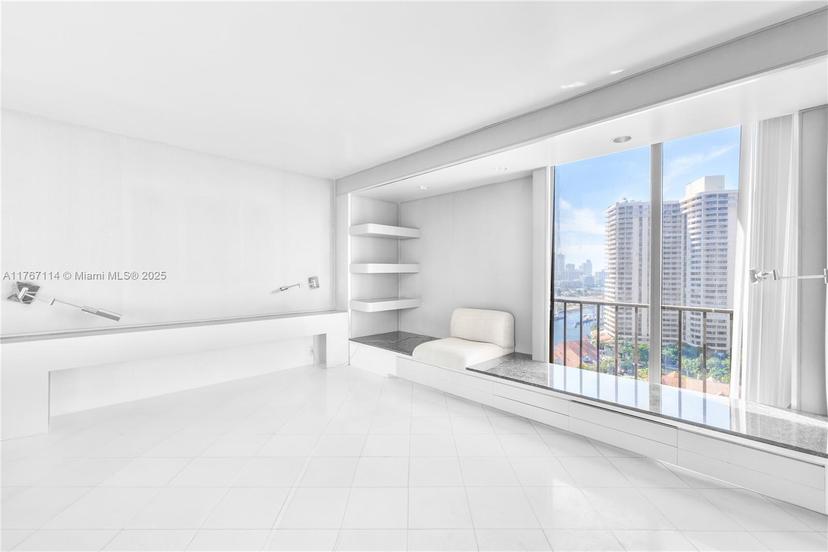 Picture of 19667 Turnberry Way # 18D, Aventura FL 33180