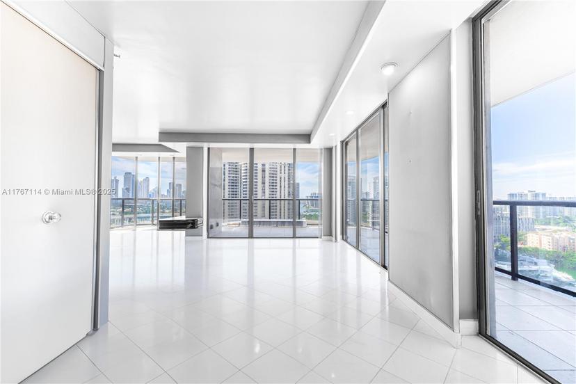 Picture of 19667 Turnberry Way # 18D, Aventura FL 33180