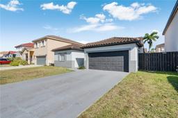 Picture of 15763 SW 74Th Ln, Miami, FL 33193