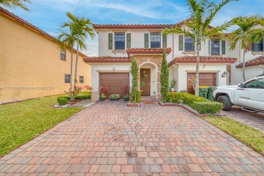 Picture of 121 SE 34Th Ter # 121, Homestead, FL 33033