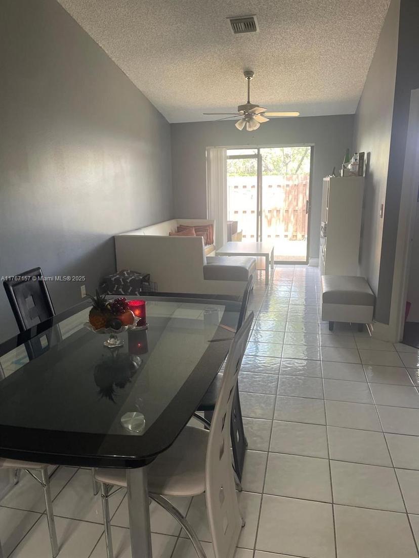 Picture of 11189 NW 38Th Pl # 11189, Sunrise FL 33351