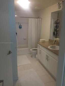 Picture of 1871 NW S River Dr # 1704, Miami, FL 33125