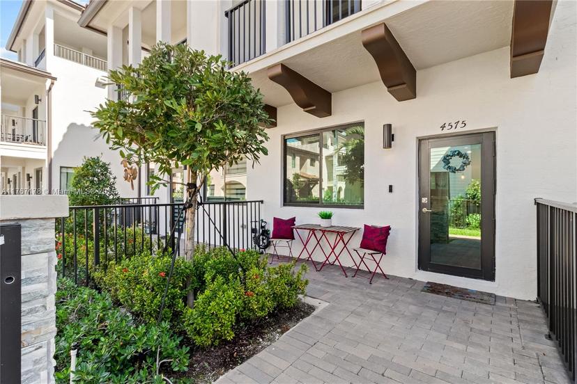 Picture of 4575 NW 83Rd Pkwy # 4575, Doral FL 33166