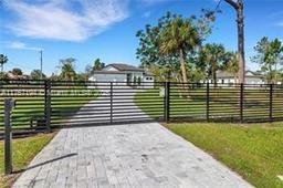 Picture of 739 SW 23Rd St, Naples, FL 34117