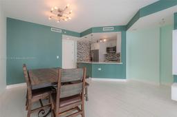 Picture of 801 Brickell Key Blvd # 908, Miami, FL 33131