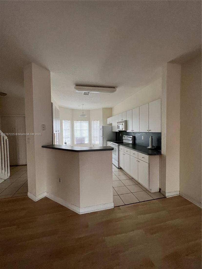 Picture of 8245 NW 108Th Ave # 15, Doral FL 33178