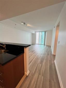 Picture of 244 Biscayne Blvd # 2609, Miami, FL 33132