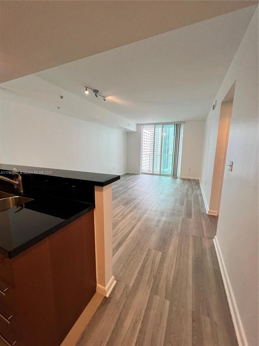 Picture of 244 Biscayne Blvd # 2609, Miami FL 33132