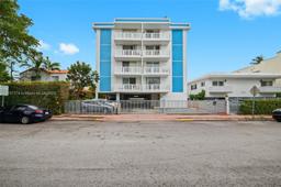 Picture of 910 Michigan Ave # 403, Miami Beach, FL 33139