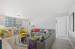 Picture of 910 Michigan Ave # 403, Miami Beach, FL 33139
