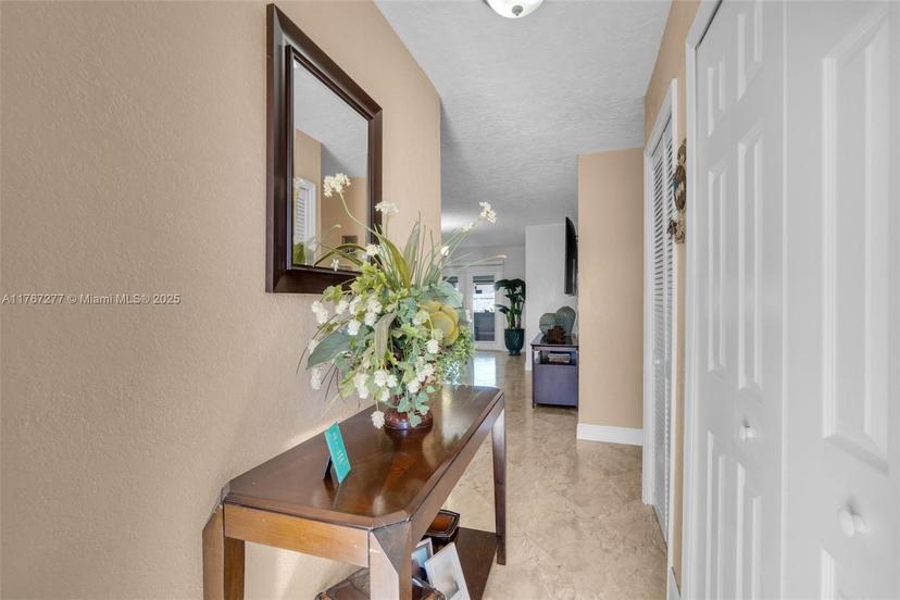 Picture of 17011 SW 121St Ave, Miami FL 33177