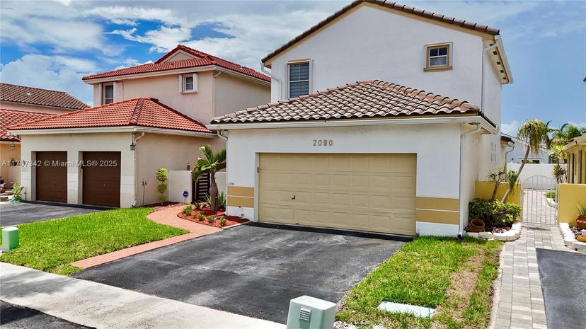 Picture of 2090 NW 188Th Ave, Pembroke Pines FL 33029