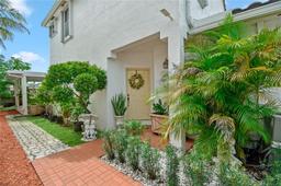 Picture of 2090 NW 188Th Ave, Pembroke Pines, FL 33029
