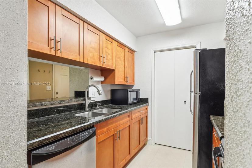 Picture of 733 Riverside Dr # 1217, Coral Springs FL 33071