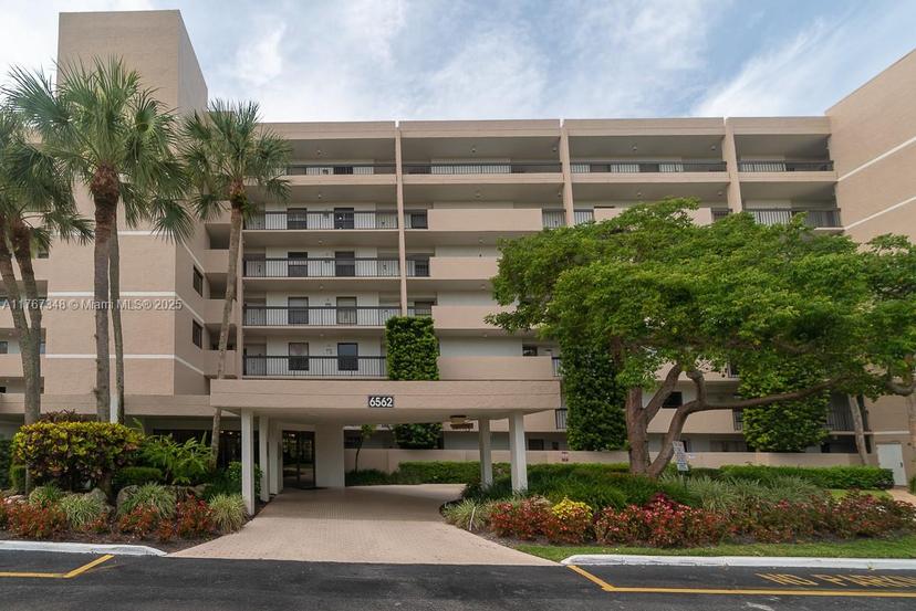 Picture of 6562 Boca Del Mar Dr # 225, Boca Raton FL 33433
