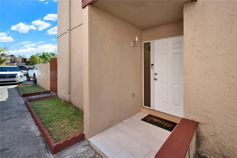 Picture of 20003 SW 123Rd Dr, Miami FL 33177