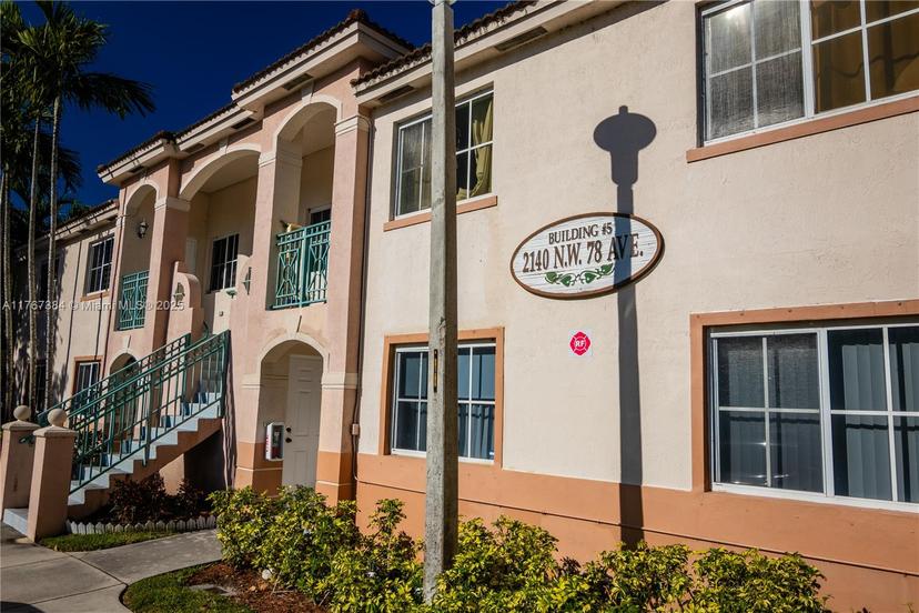 Picture of 2140 NW 78Th Ave # 106, Pembroke Pines FL 33024