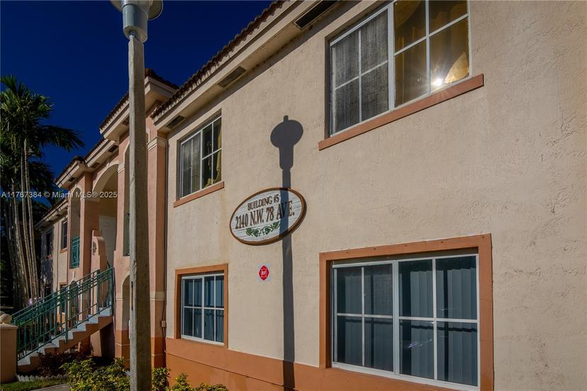 Picture of 2140 NW 78Th Ave # 106, Pembroke Pines FL 33024