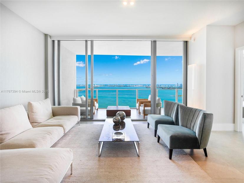 Picture of 2900 NE 7Th Ave # 3904, Miami FL 33137