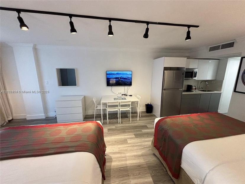 Picture of 19201 Collins Ave # 1119, Sunny Isles Beach FL 33160