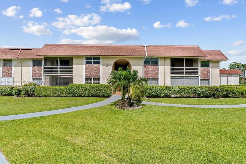 Picture of 22795 SW 66Th Ave # 205, Boca Raton FL 33428