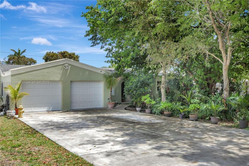 Picture of 9345 SW 176Th St, Palmetto Bay FL 33157